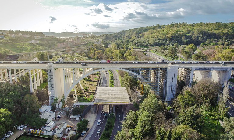 Riparazione del viadotto più lungo di Lisbona